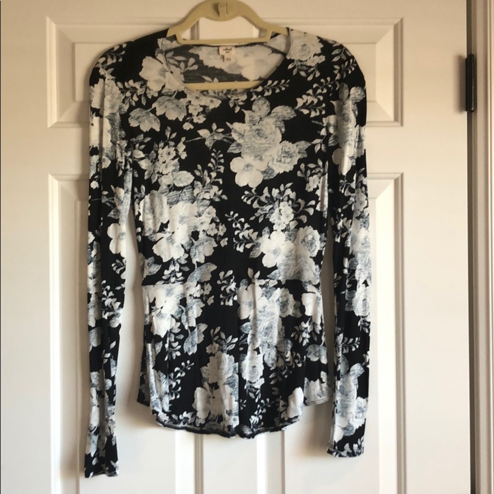Floral long sleeve